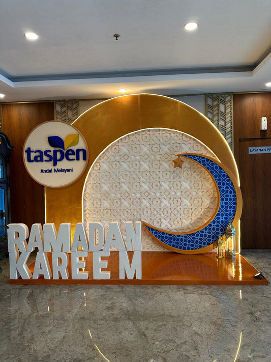Elegant Gold Ramadan