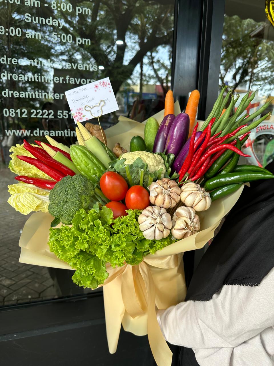 Earthy Delight Veggie Bouquet